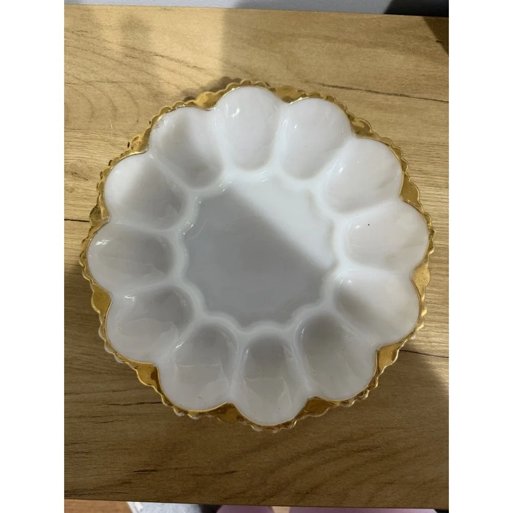 Vintage Anchor Hocking Milk Glass with gold edging egg plate Deviled Eggs 10